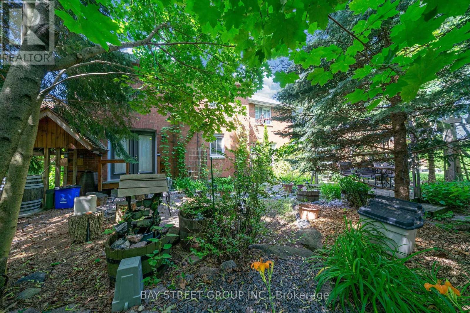 53 STRATHEARN AVENUE - 46