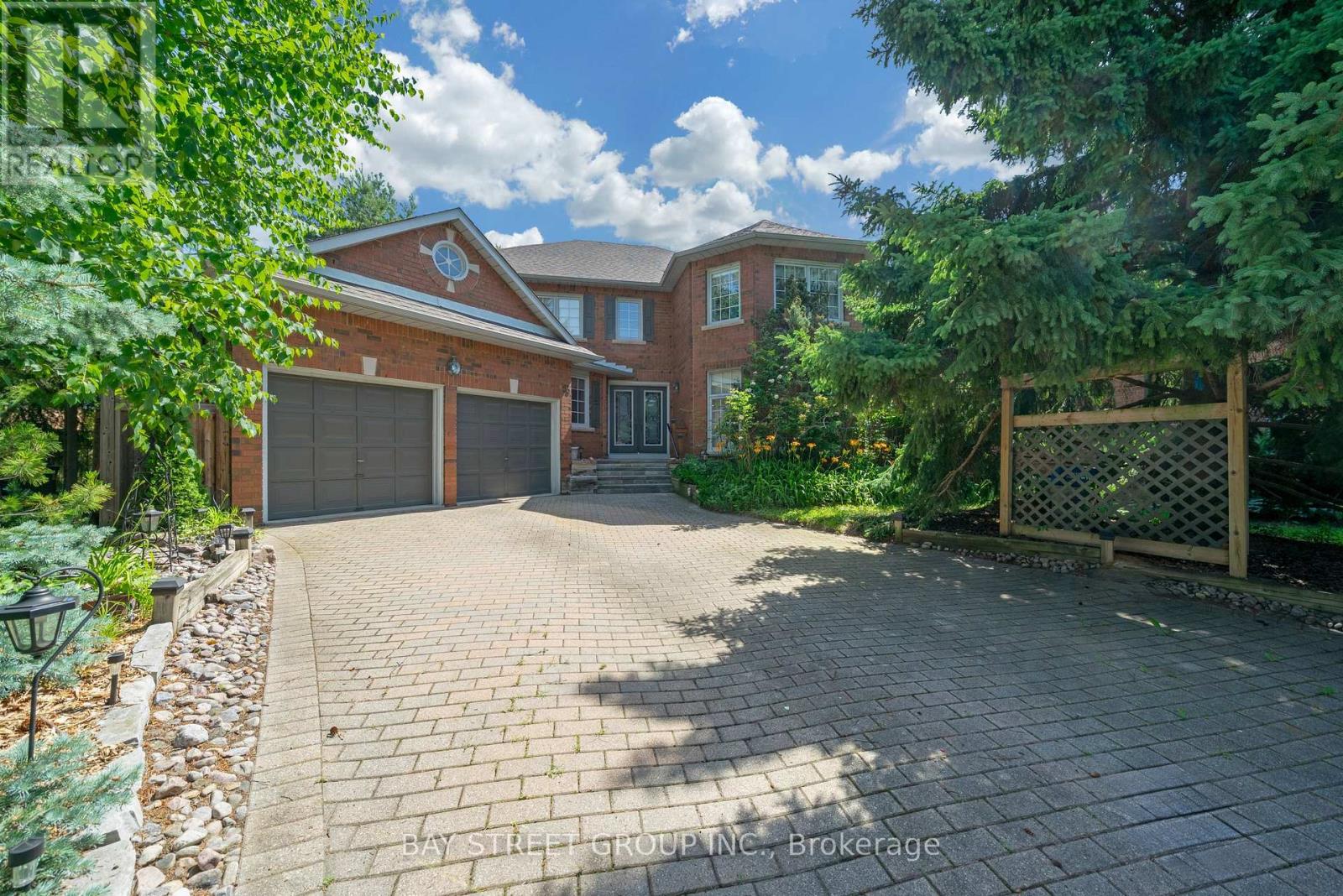 53 STRATHEARN AVENUE - 50