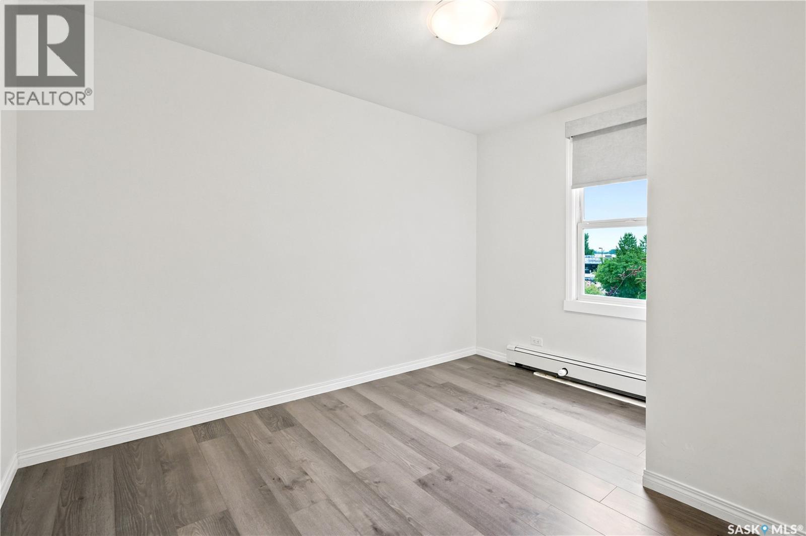 #36 210 Camponi PLACE - 14