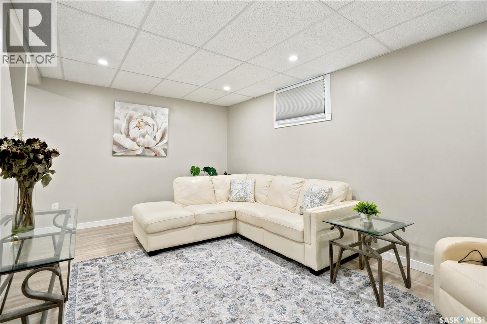 #36 210 Camponi PLACE - 17