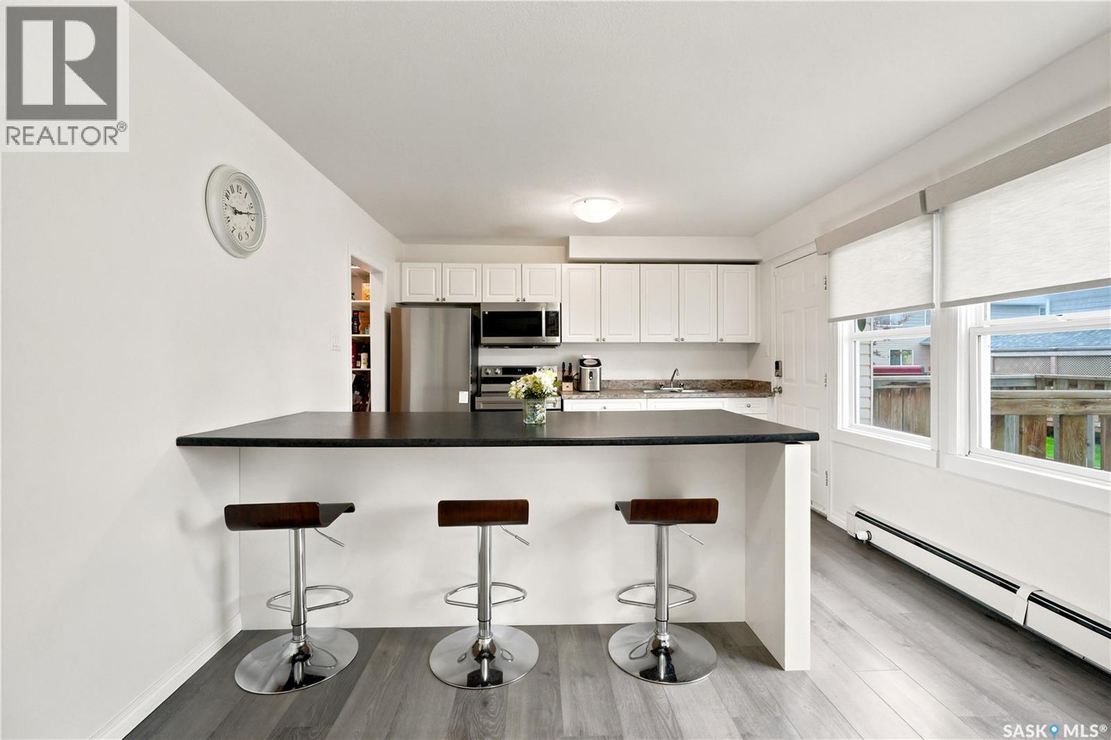 #36 210 Camponi PLACE - 8
