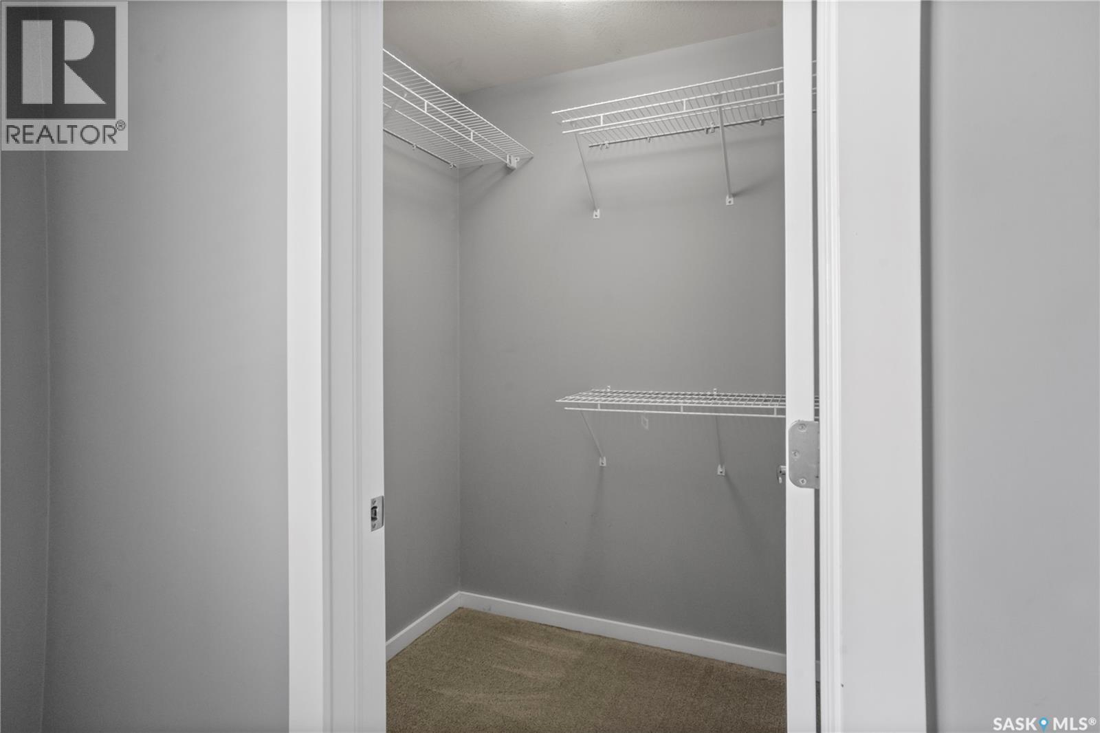 4533 Primrose Green DRIVE E — photo 15