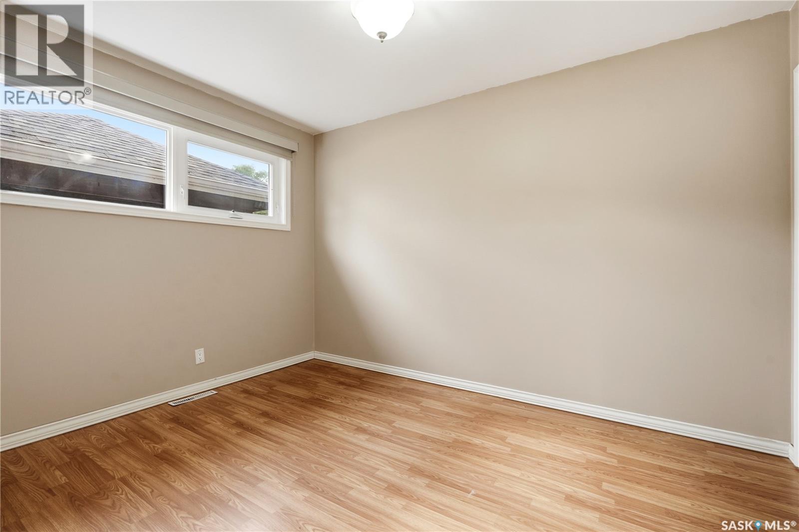 1086 9th AVENUE SW - 13