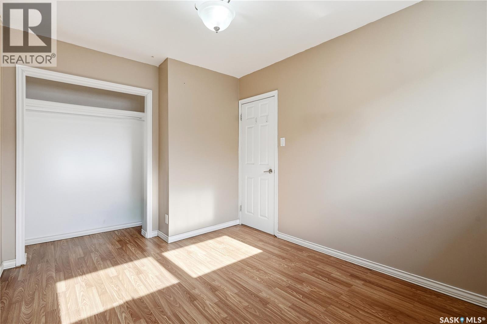 1086 9th AVENUE SW - 14