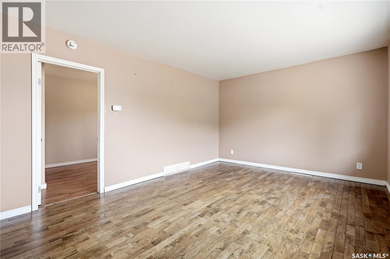1086 9th AVENUE SW - 15