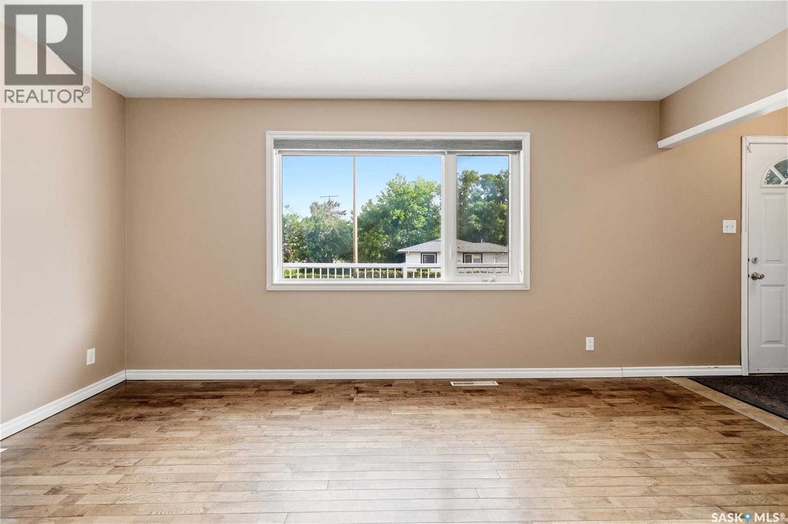 1086 9th AVENUE SW - 19