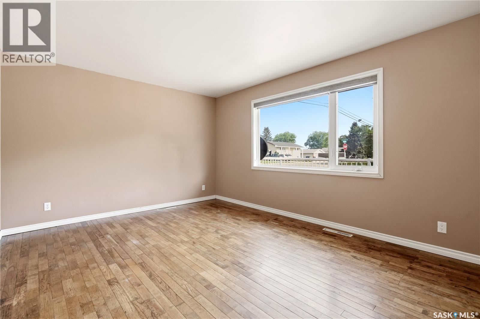 1086 9th AVENUE SW - 20