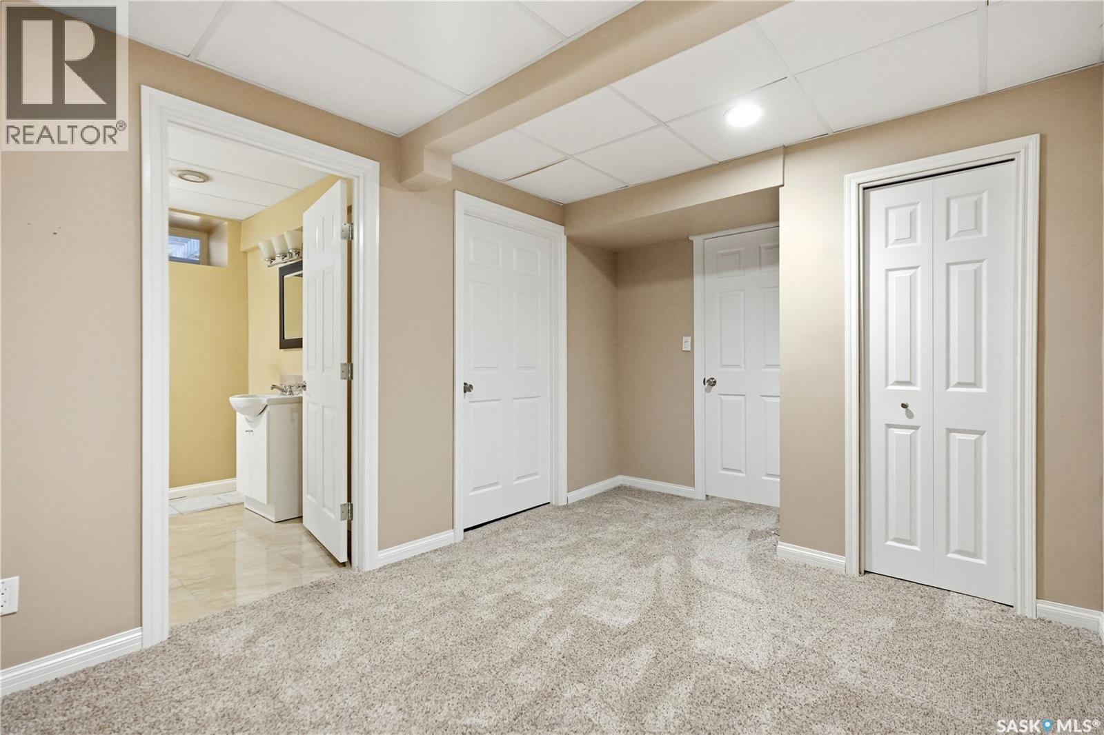 1086 9th AVENUE SW - 31