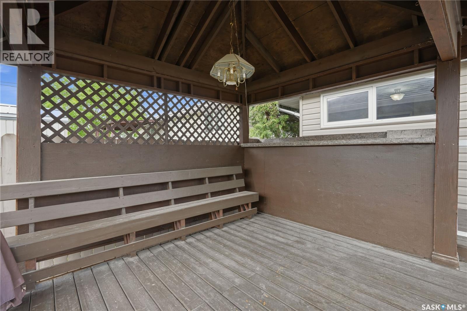 1086 9th AVENUE SW - 38