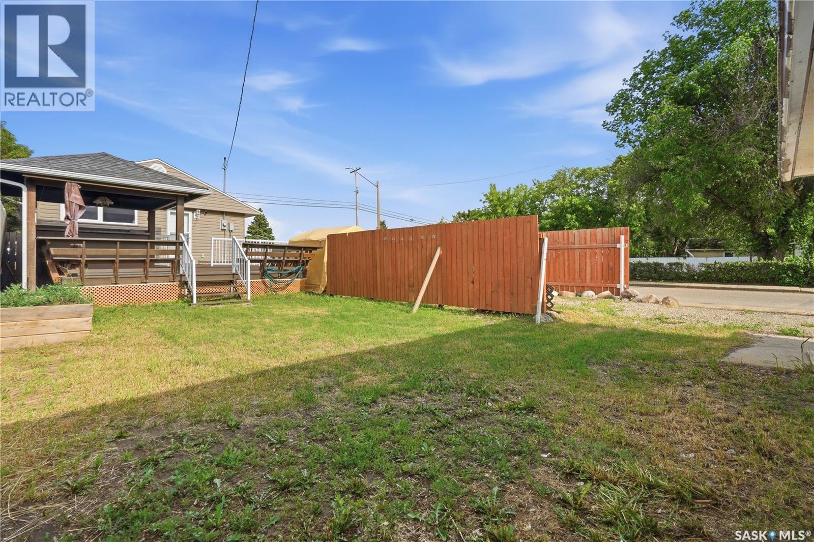 1086 9th AVENUE SW - 43