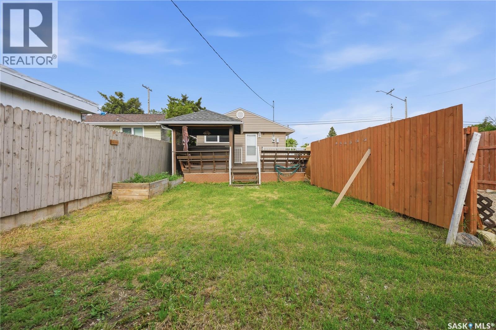 1086 9th AVENUE SW - 44
