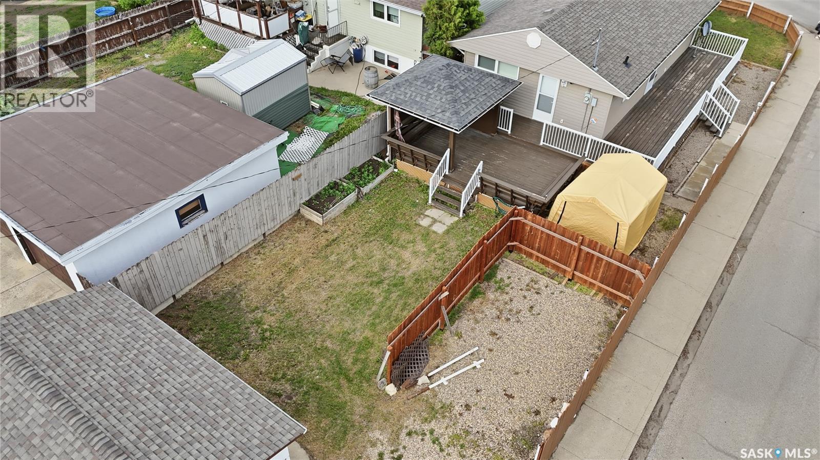 1086 9th AVENUE SW - 50