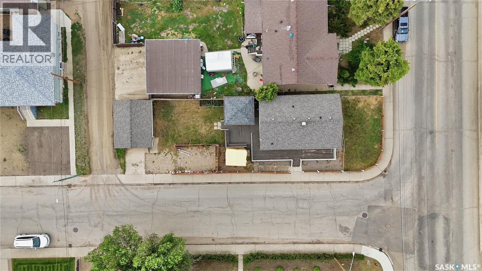 1086 9th AVENUE SW - 51