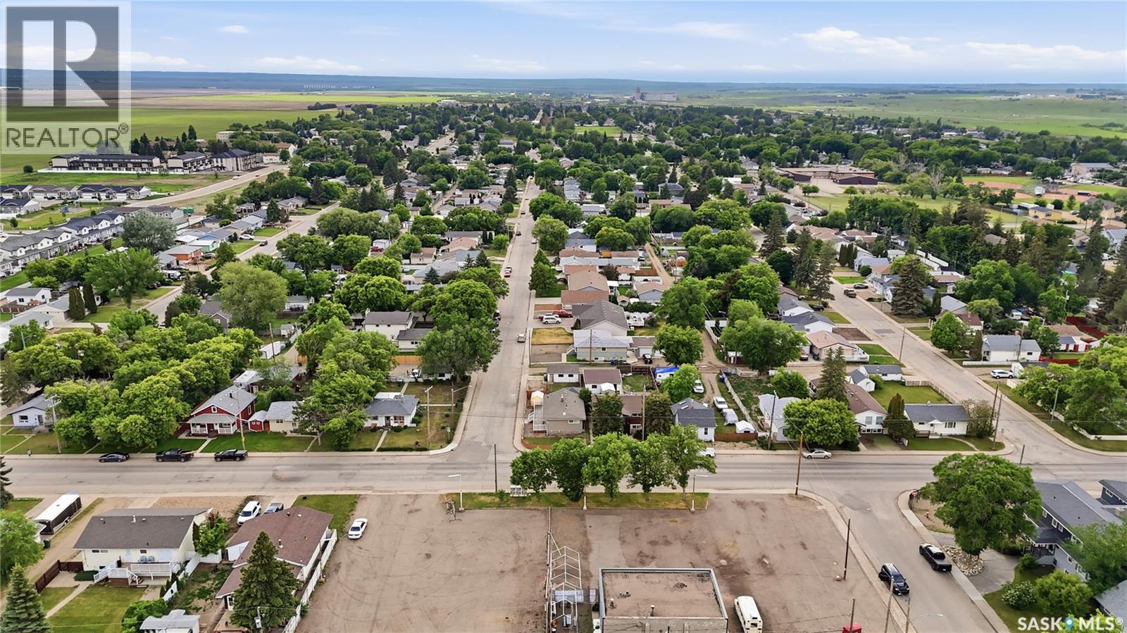 1086 9th AVENUE SW - 56