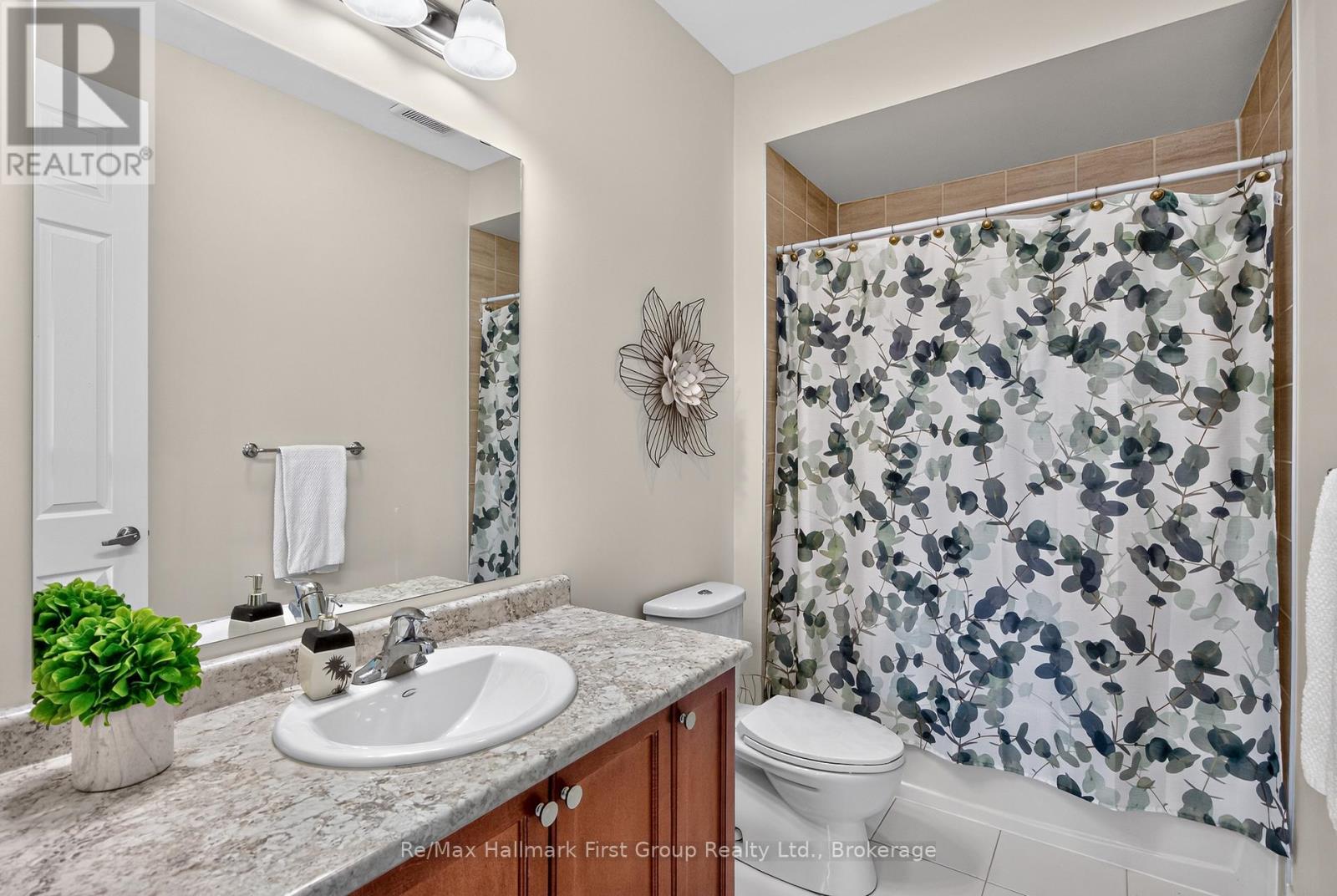 22 HAYERAFT STREET - 26