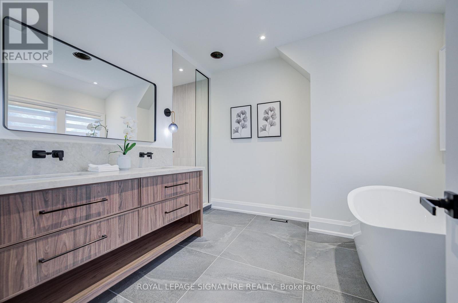 971 FILMANDALE ROAD - 27