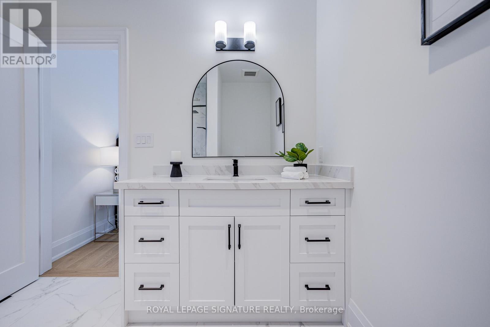 971 FILMANDALE ROAD - 36