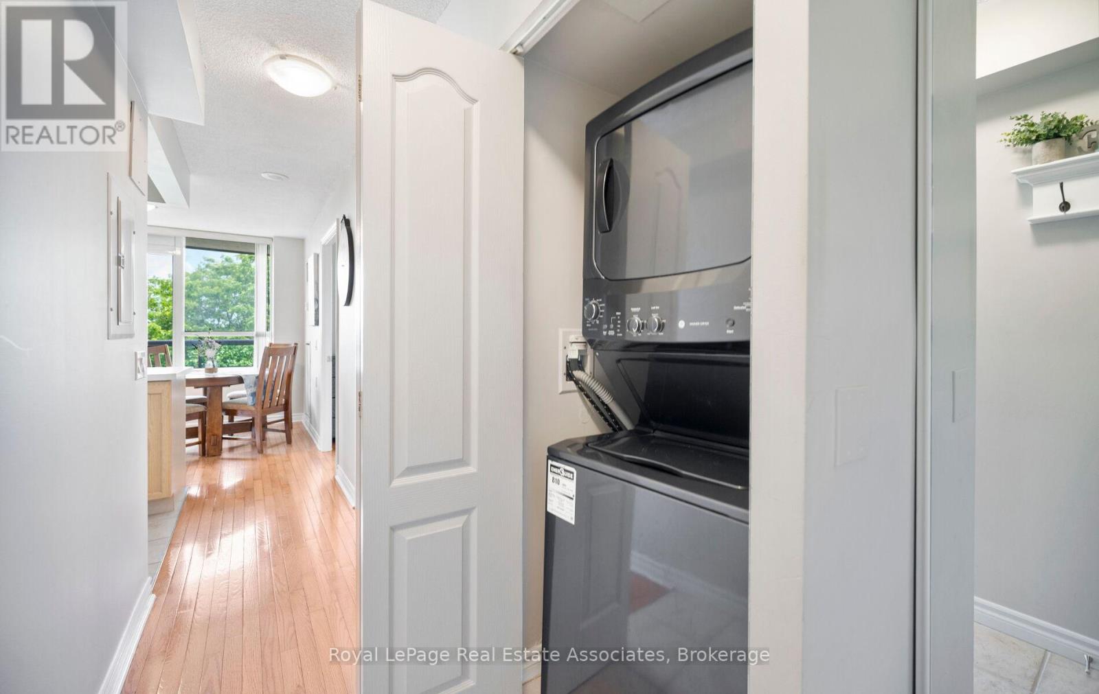 #402 4640 KIMBERMOUNT AVENUE - 29