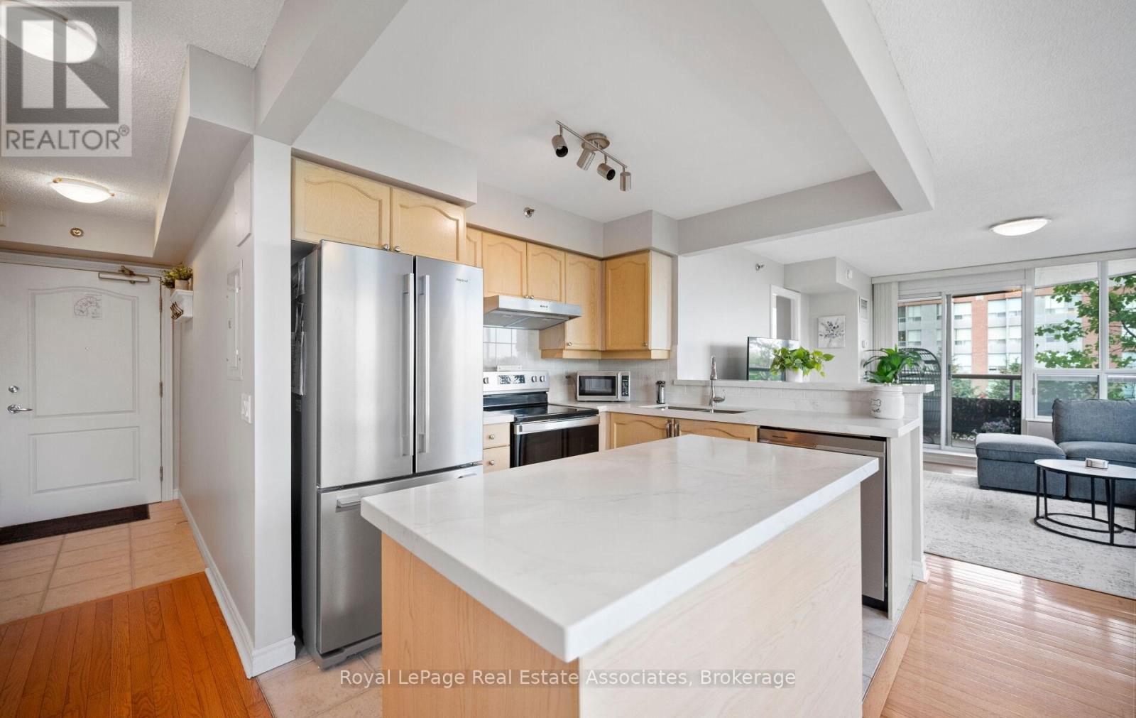#402 4640 KIMBERMOUNT AVENUE - 9