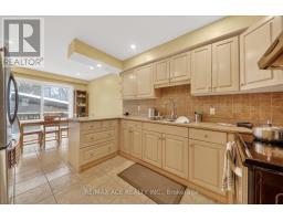 1719 Valentine Gardens, Mississauga, ON L5J1H4 Photo 13