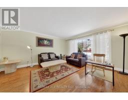 Family room - 1719 Valentine Gardens, Mississauga, ON L5J1H4 Photo 7