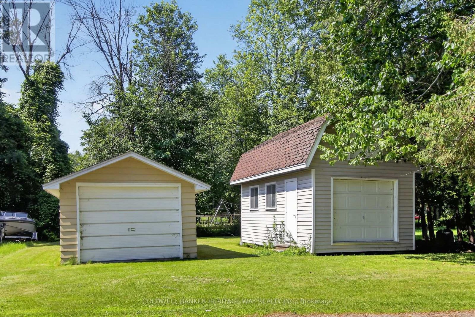 122 AVENUE 4 AVENUE - 46