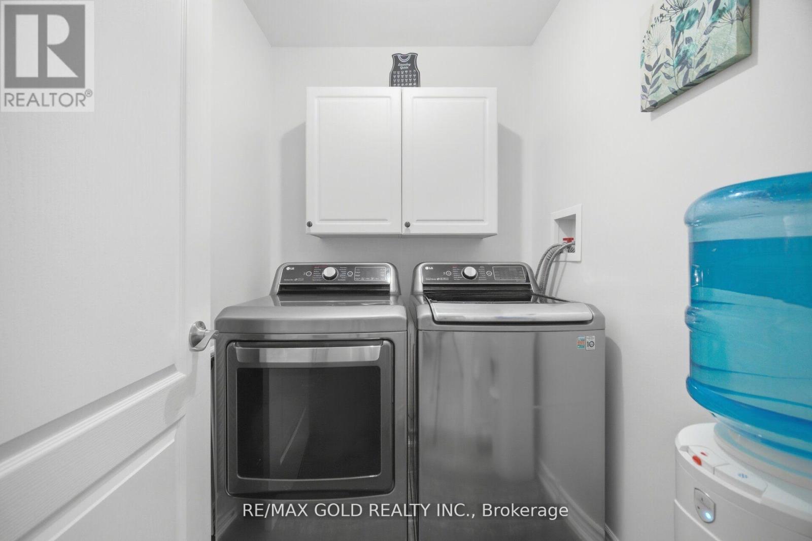 330 WALLACE STREET - 39