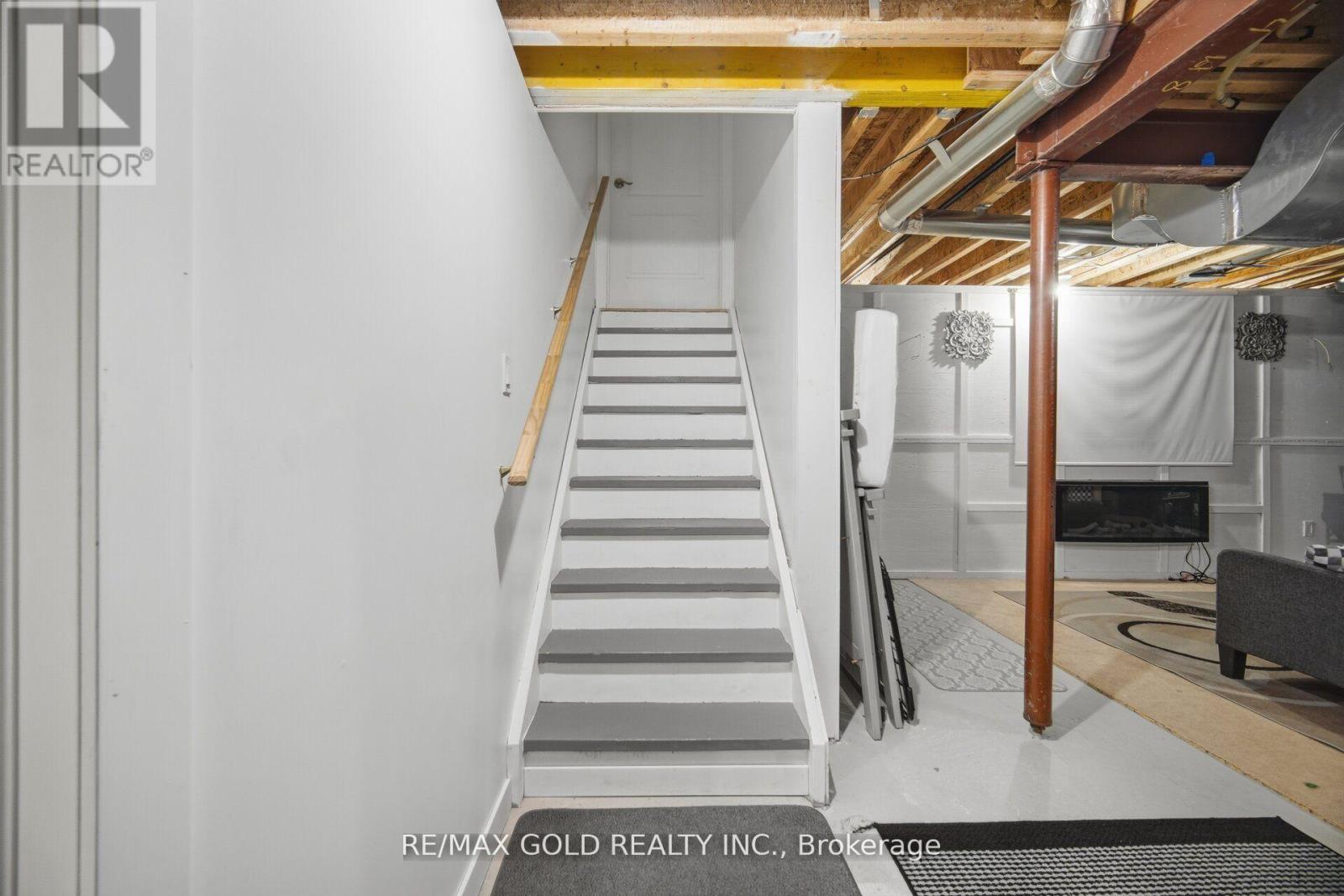 330 WALLACE STREET - 41