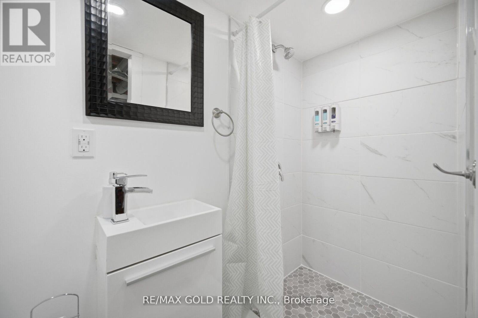 330 WALLACE STREET - 45