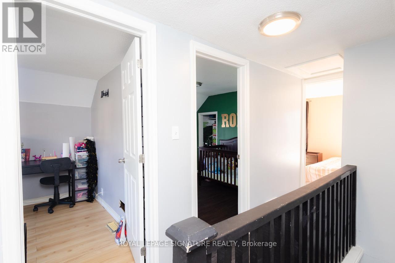 317 BRITANNIA AVENUE - 20