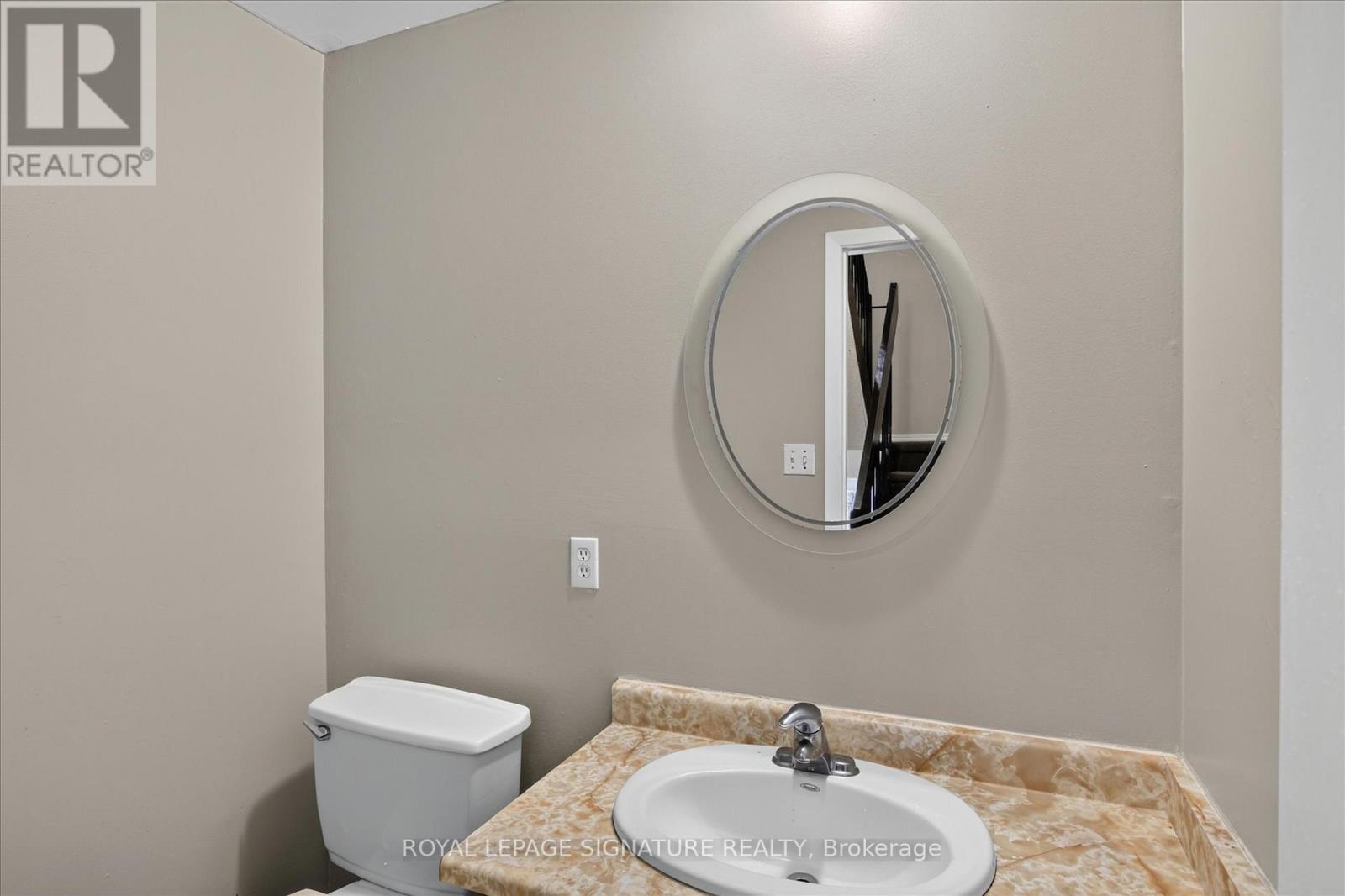 #36 30 CHAMPLAIN CRESCENT - 22