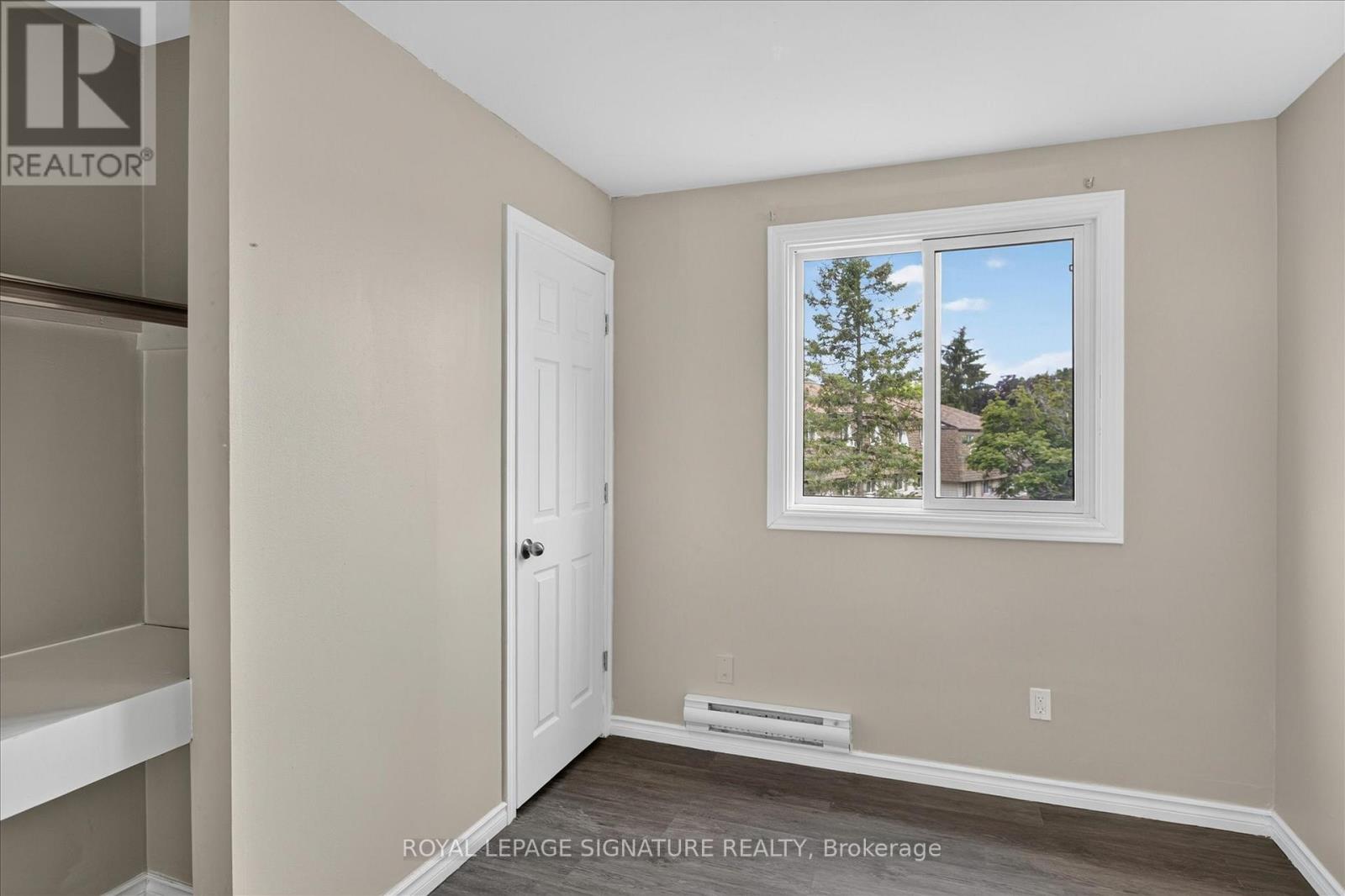 #36 30 CHAMPLAIN CRESCENT - 28