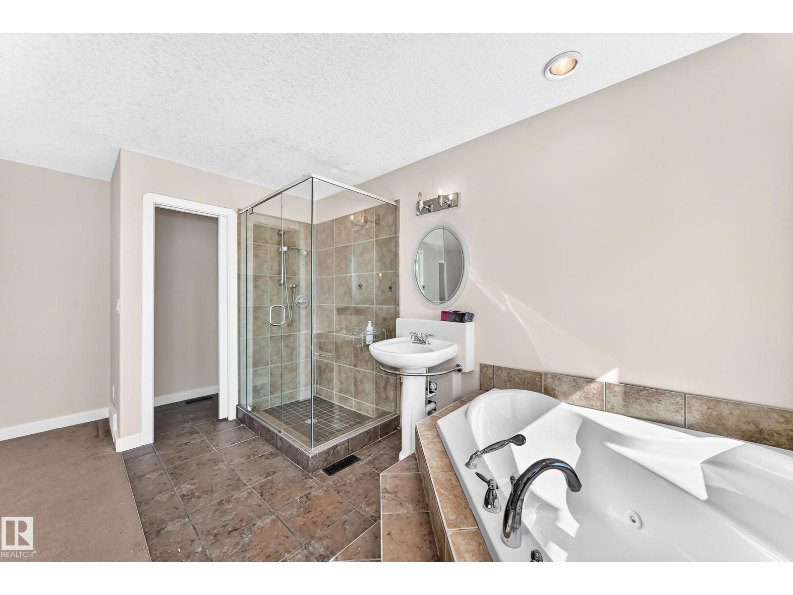 2984 MCPHADDEN WY SW - 20