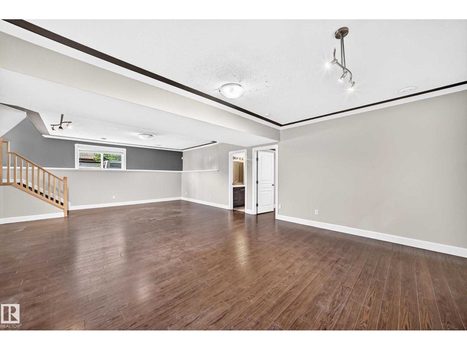 2984 MCPHADDEN WY SW - 34
