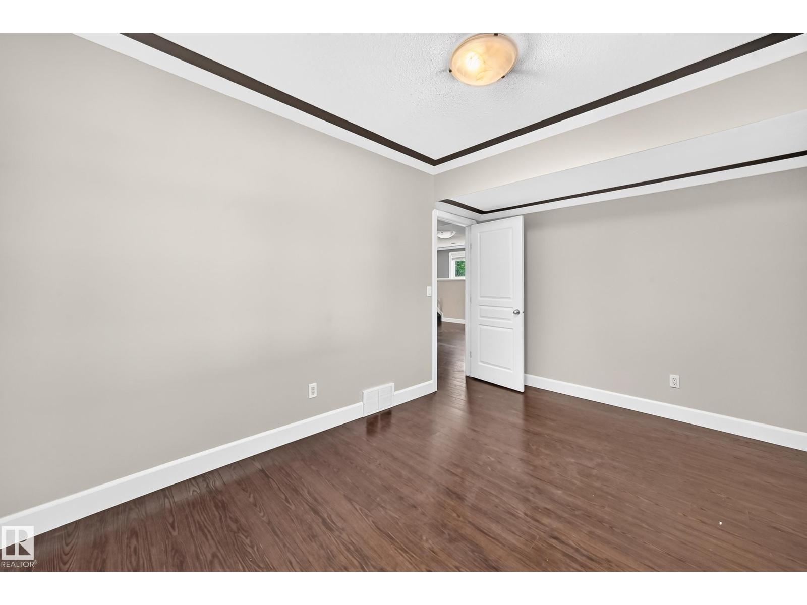 2984 MCPHADDEN WY SW - 37