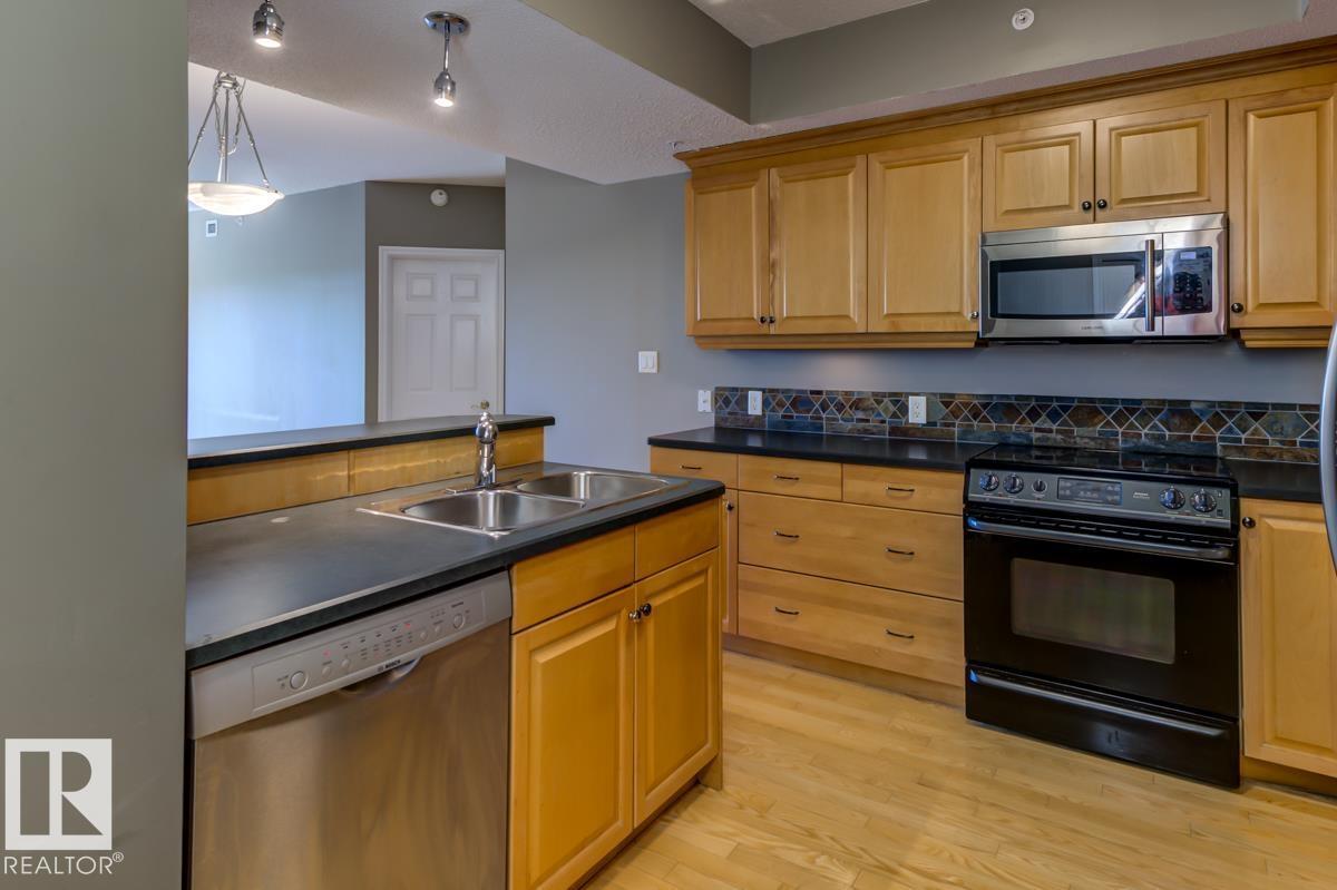 #607 11111 82 Avenue NW - 11
