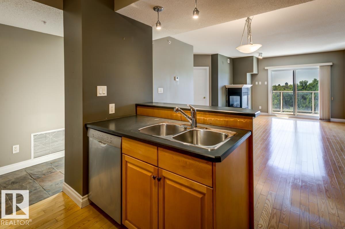 #607 11111 82 Avenue NW - 13