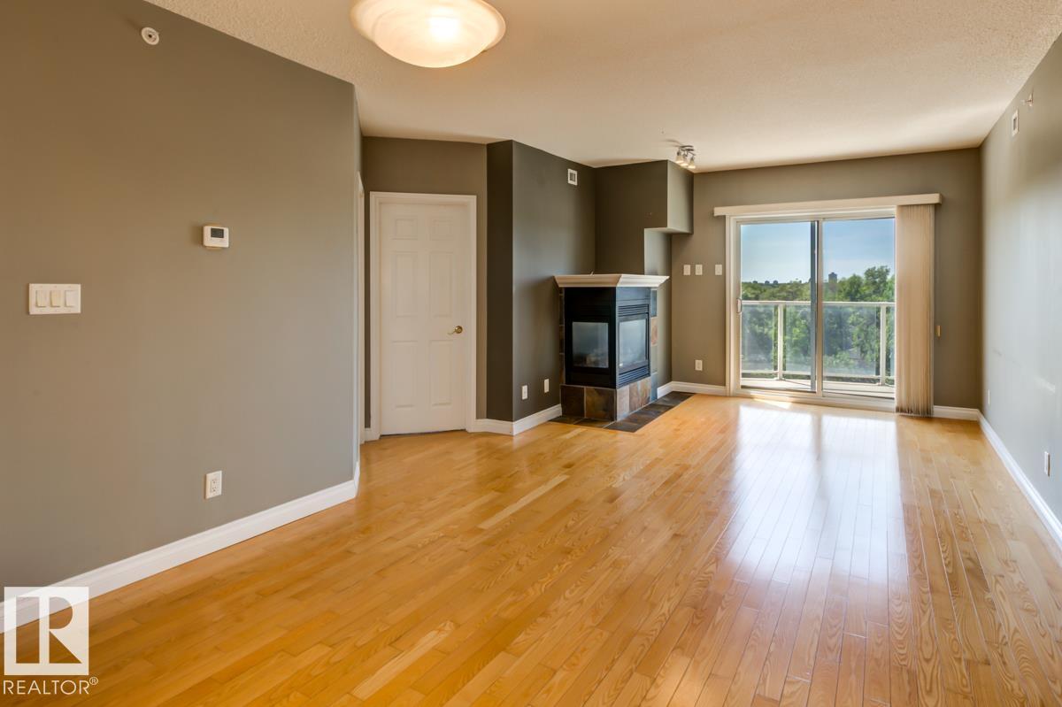 #607 11111 82 Avenue NW - 14