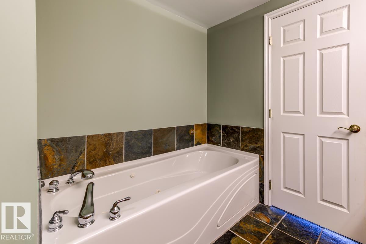 #607 11111 82 Avenue NW - 32