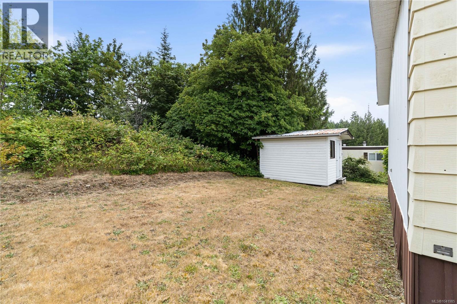 #15 4935 Broughton St - 22