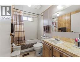 15 4935 Broughton St, Port Alberni, BC V9Y8G7 Photo 21