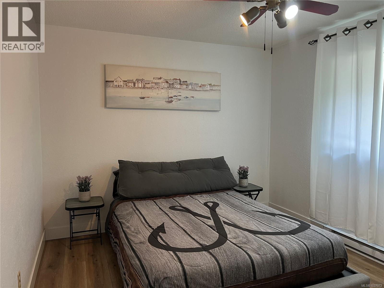 537 Maquinna Dr N - 16