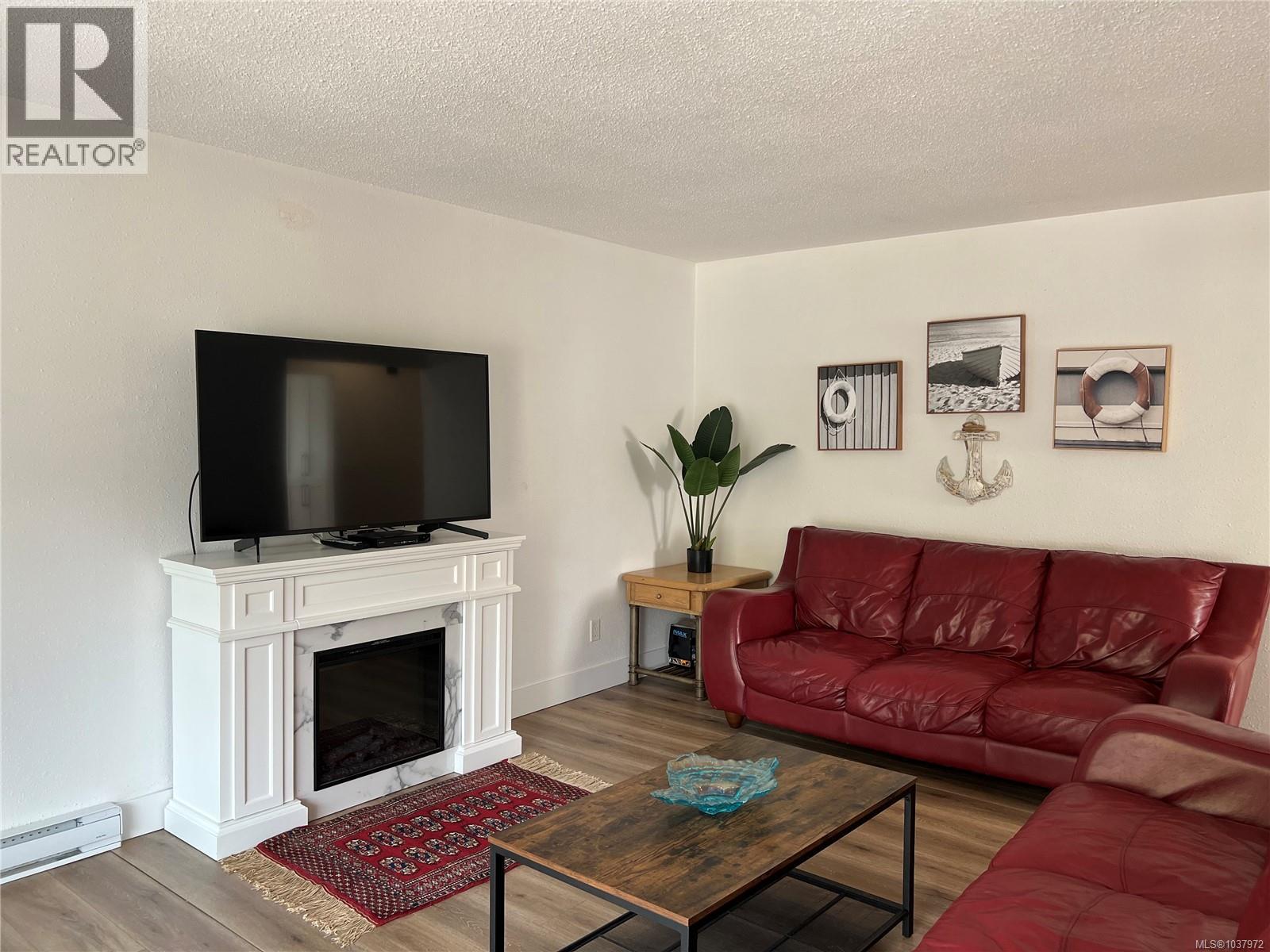 537 Maquinna Dr N - 7