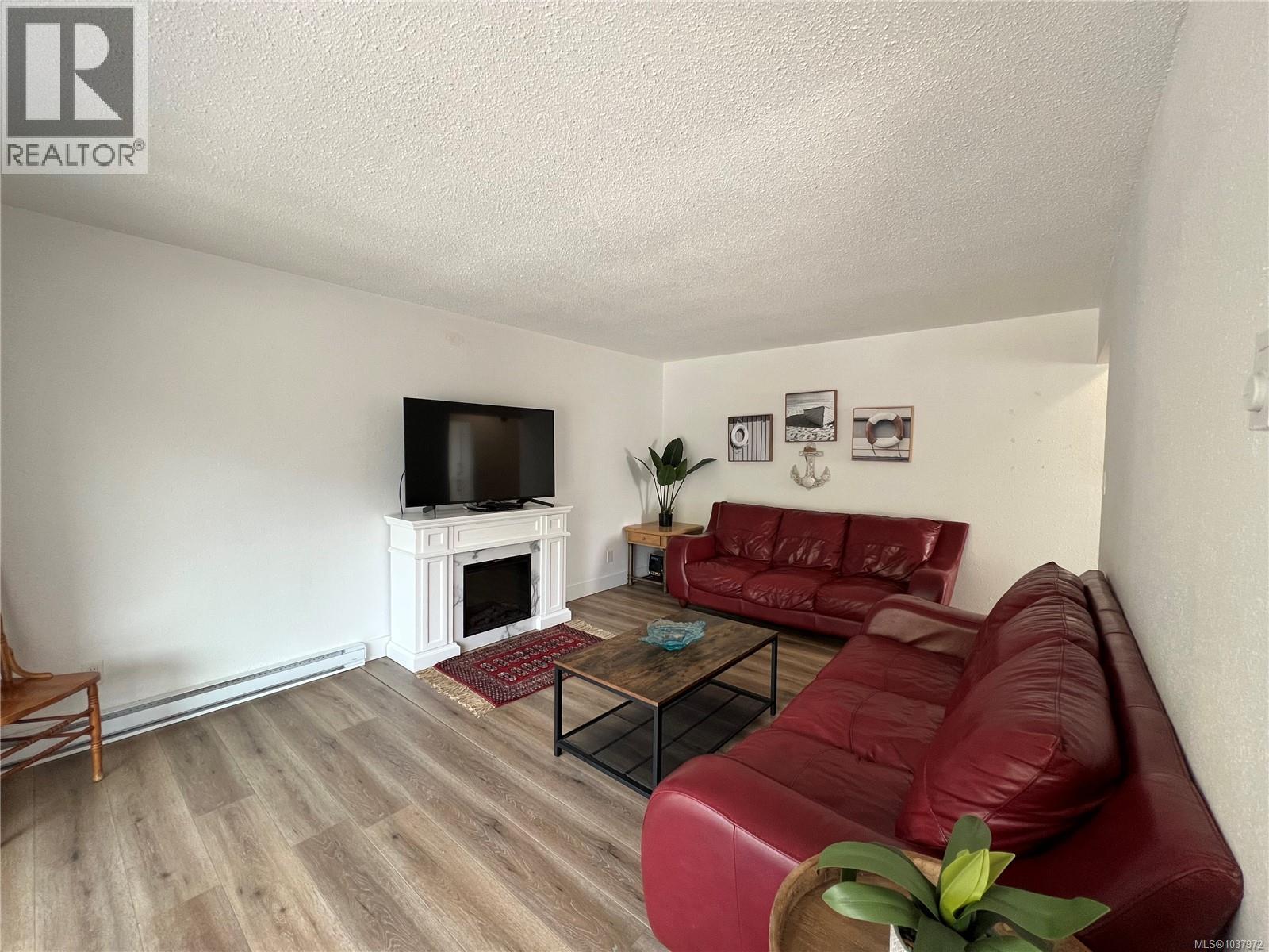 537 Maquinna Dr N - 8