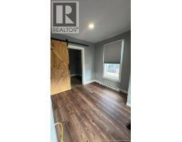 9418 Main, photo 3