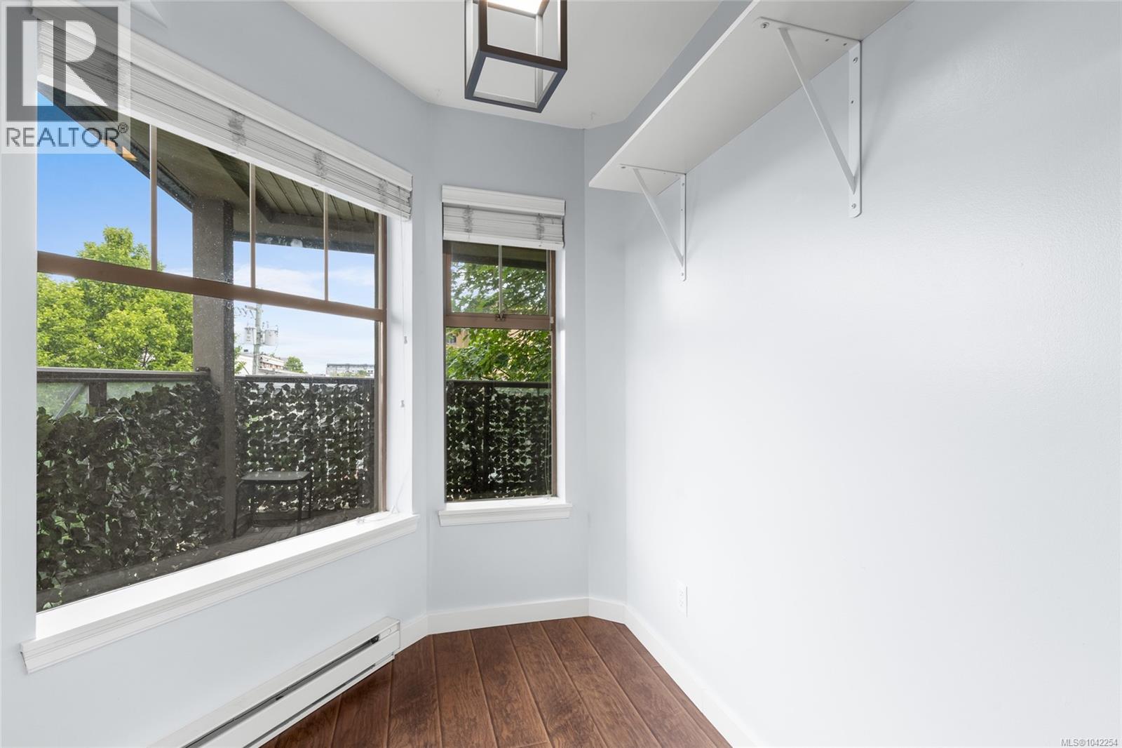 #305 935 Johnson St - 10
