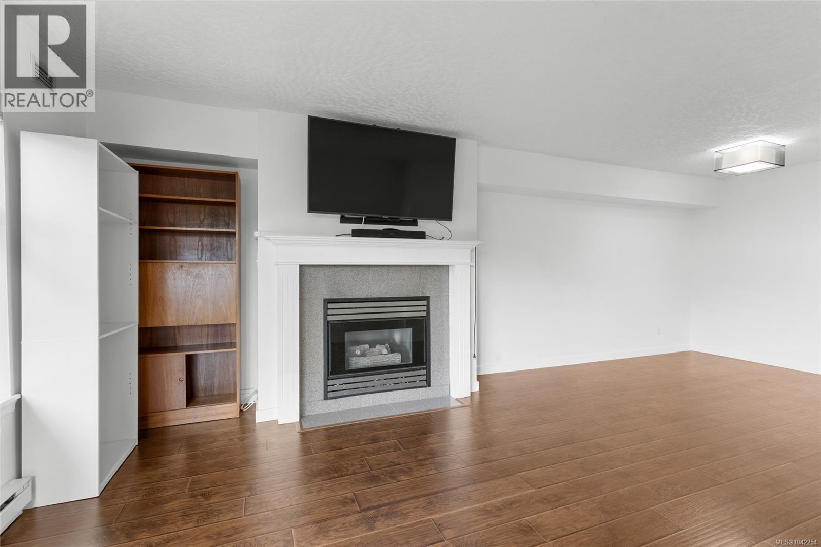 #305 935 Johnson St - 12