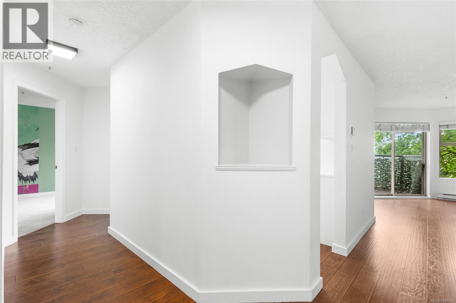 #305 935 Johnson St - 24