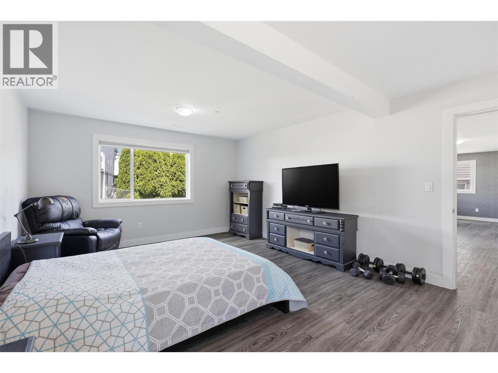 365 Cougar Road - 31