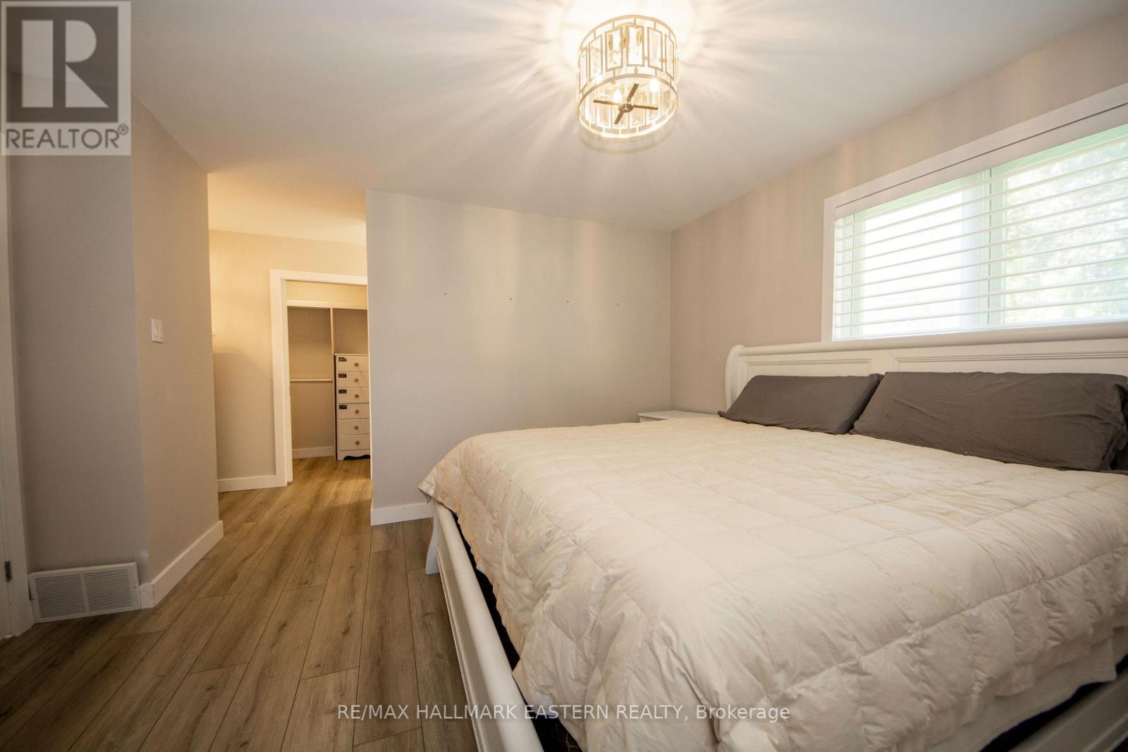 36 RUSSELL HILL ROAD - 13